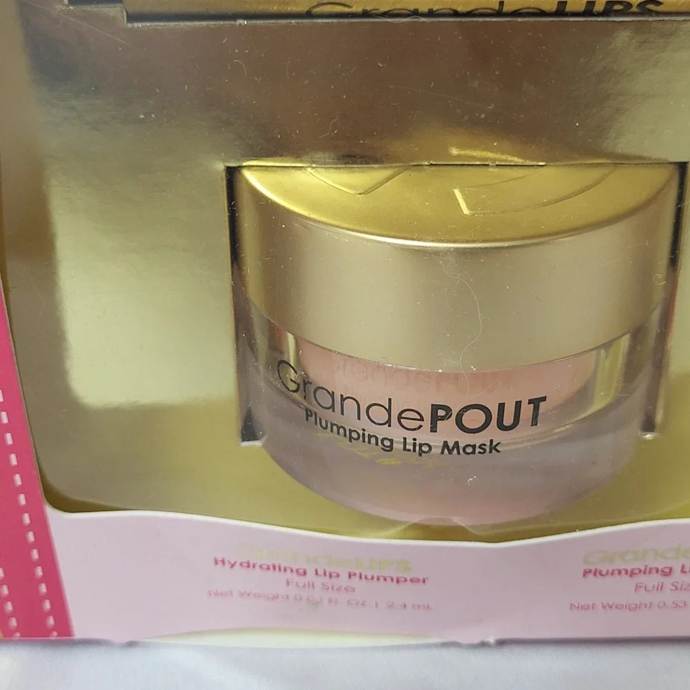 Grande Cosmetics Lip Luggage Set Hydrating Lip Plumper Mask & Scrub - Picture 2 of 5